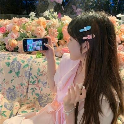 裸女天魔
